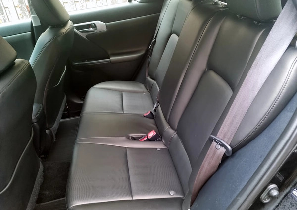 Lexus CT cena 45480 przebieg: 217000, rok produkcji 2012 z Białystok małe 211
